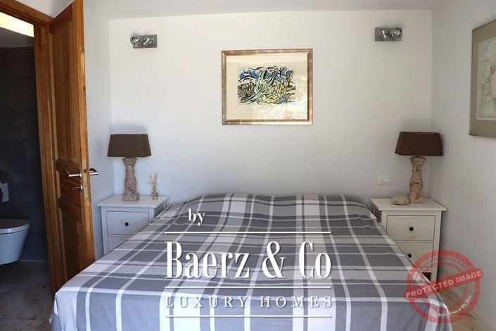 Image No.37-4 Bed Villa for sale