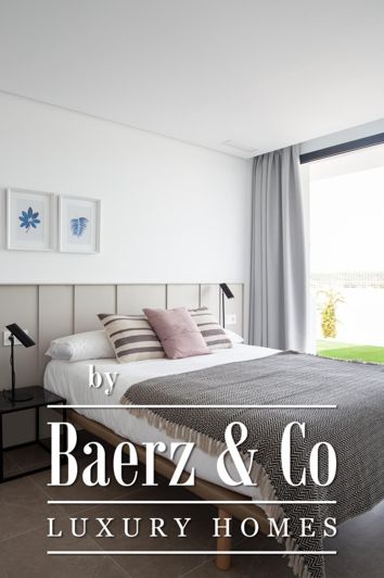 Image No.18-4 Bed Villa for sale