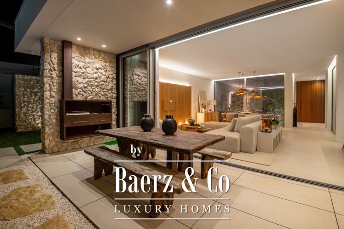 Image No.18-3 Bed House for sale