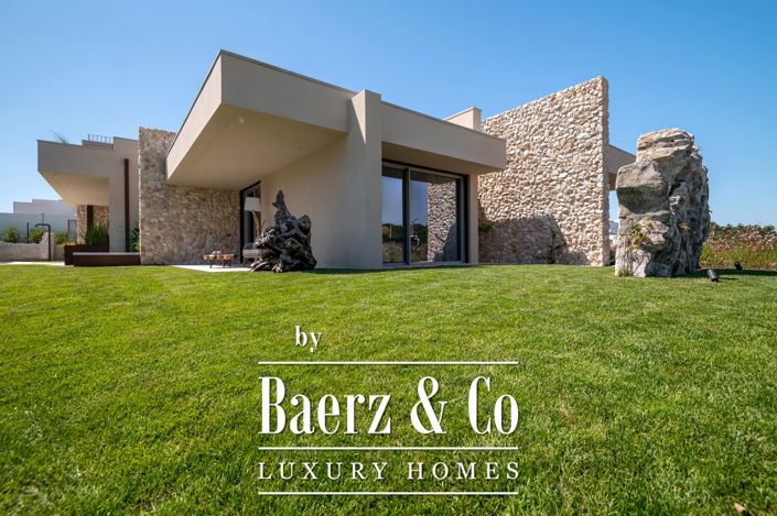 Image No.35-3 Bed House for sale