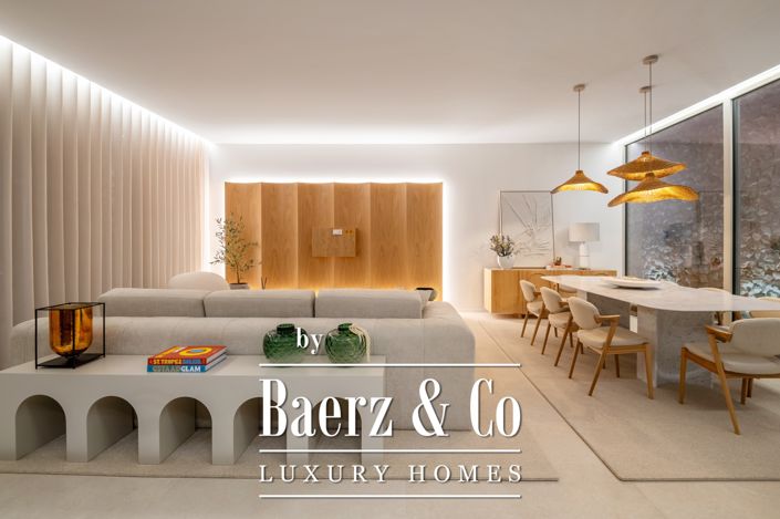 Image No.10-3 Bed House for sale