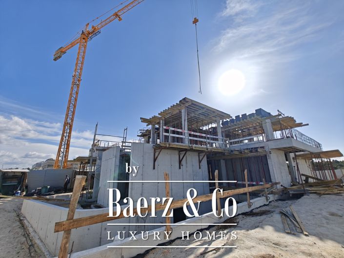 Image No.14-3 Bed House for sale