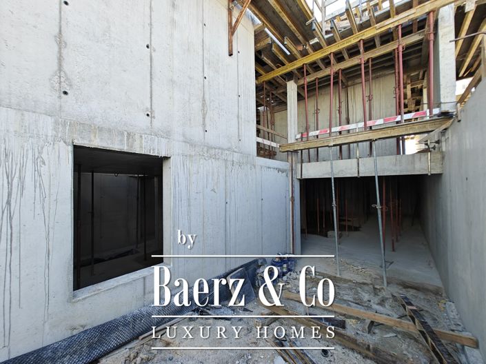 Image No.17-3 Bed House for sale