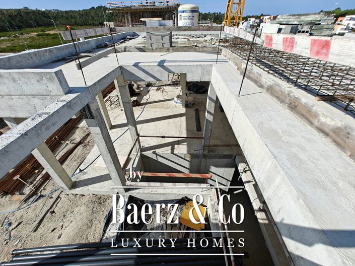 Image No.21-3 Bed House for sale