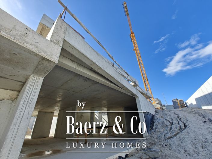 Image No.24-3 Bed House for sale