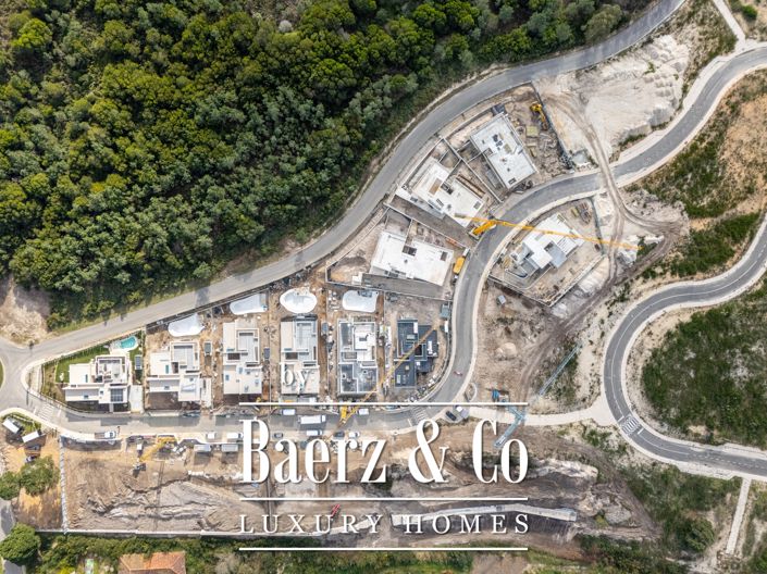 Image No.35-4 Bed House for sale