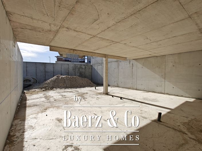 Image No.7-4 Bed House for sale