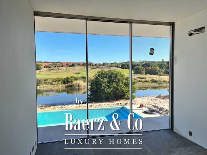 Image No.7-4 Bed House for sale