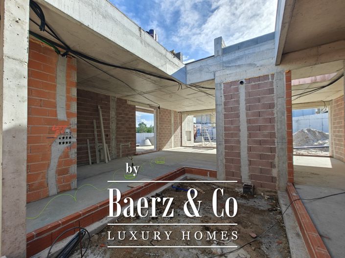 Image No.18-3 Bed House for sale