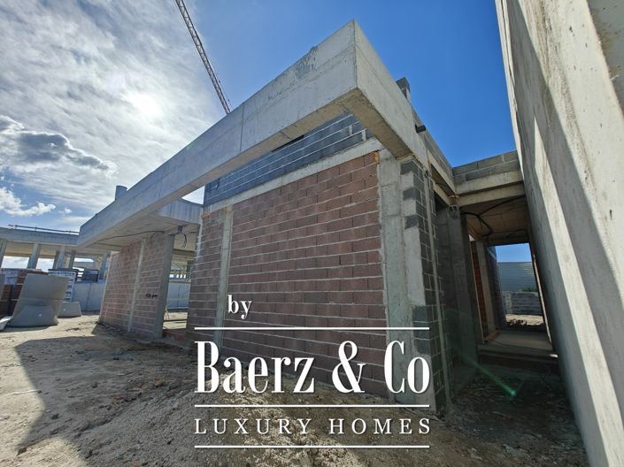 Image No.28-3 Bed House for sale