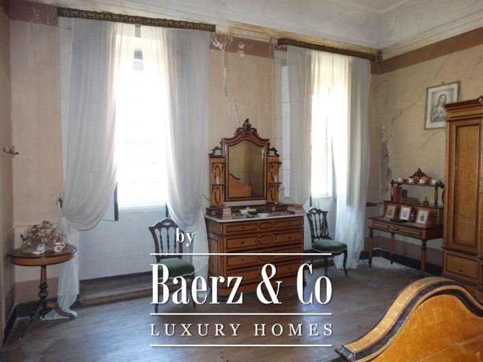 Image No.13-29 Bed Property for sale