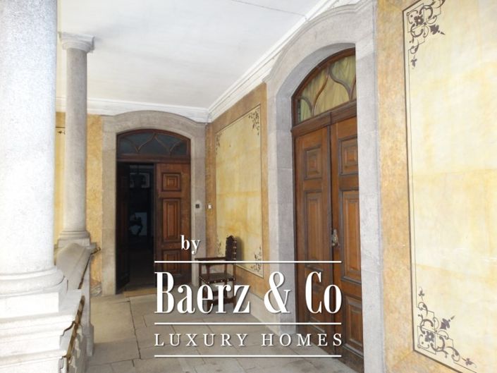 Image No.5-29 Bed Property for sale