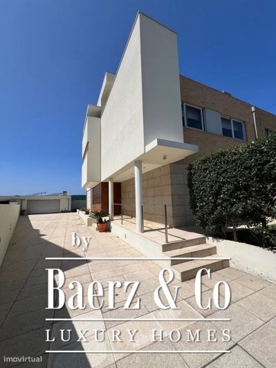 Image No.3-3 Bed Property for sale