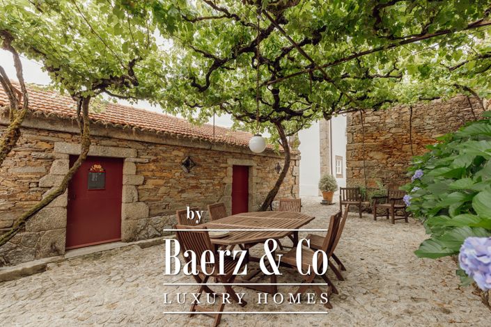 Image No.14-5 Bed Property for sale