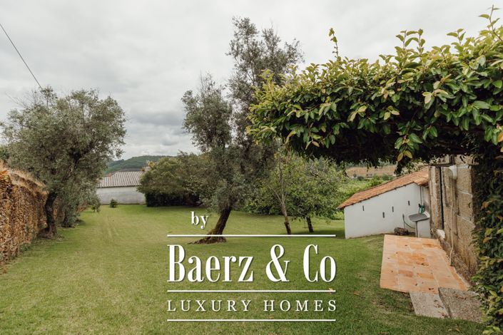 Image No.17-5 Bed Property for sale