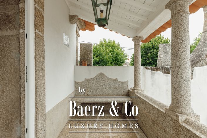 Image No.18-5 Bed Property for sale