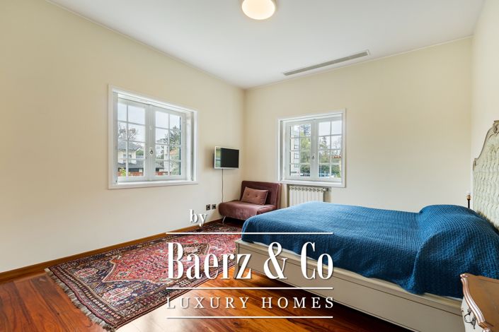 Image No.15-6 Bed House for sale