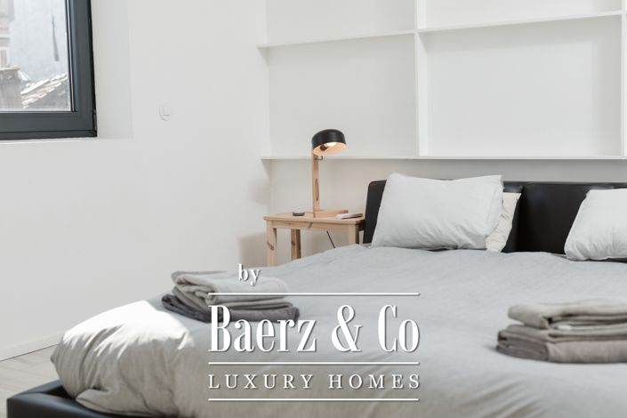 Image No.10-3 Bed Property for sale