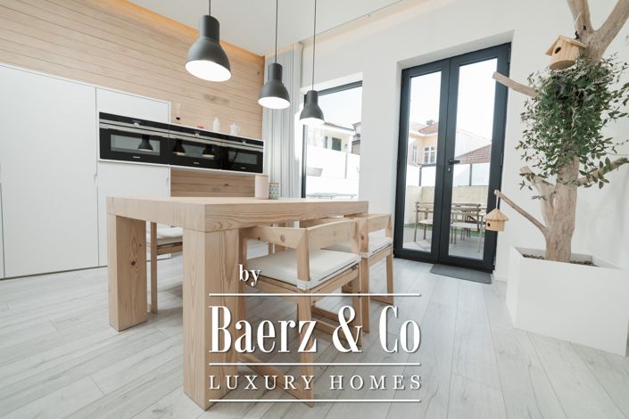 Image No.8-3 Bed Property for sale