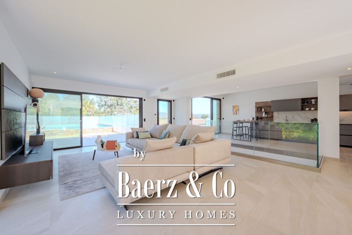 Image No.8-4 Bed Apartment for sale