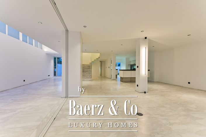 Image No.13-4 Bed House for sale