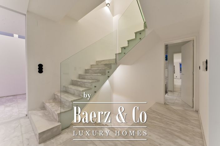 Image No.23-4 Bed House for sale