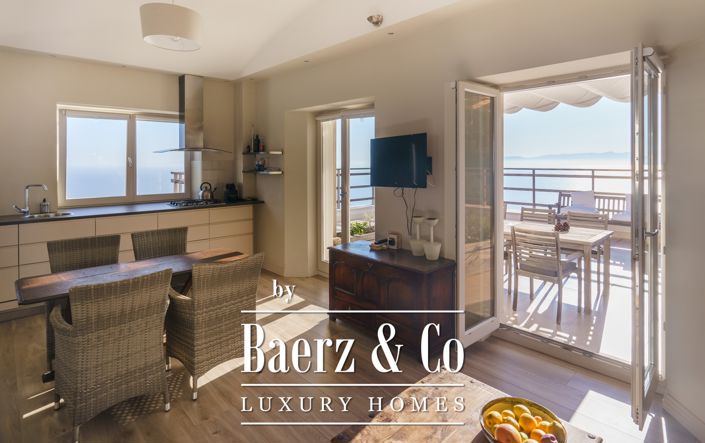 Image No.10-5 Bed Villa for sale