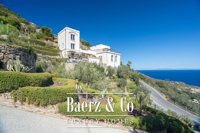 Image No.21-5 Bed Villa for sale