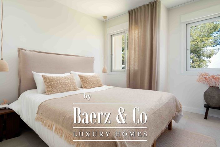 Image No.11-4 Bed Apartment for sale