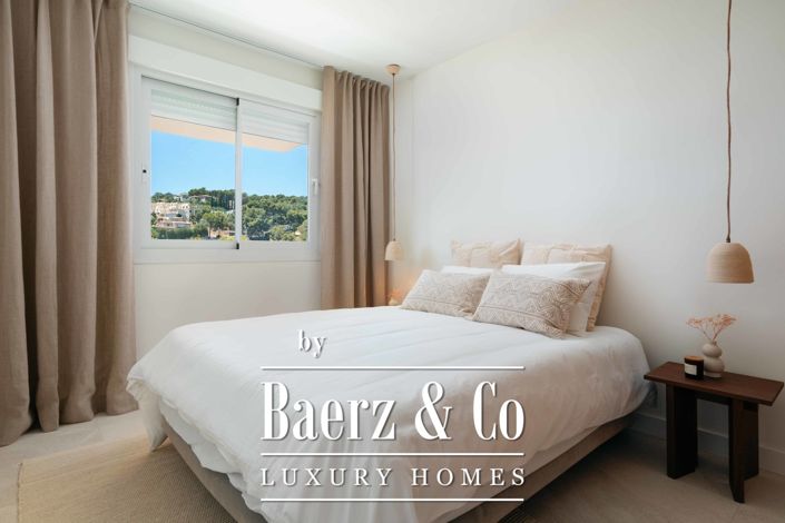 Image No.14-4 Bed Apartment for sale