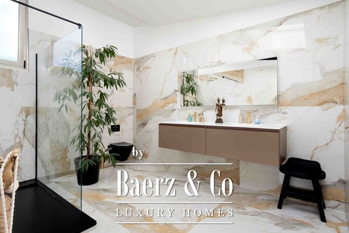 Image No.20-2 Bed Townhouse for sale