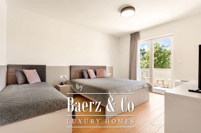 Image No.17-4 Bed Villa for sale