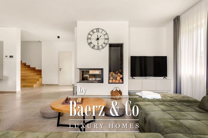 Image No.4-4 Bed Villa for sale