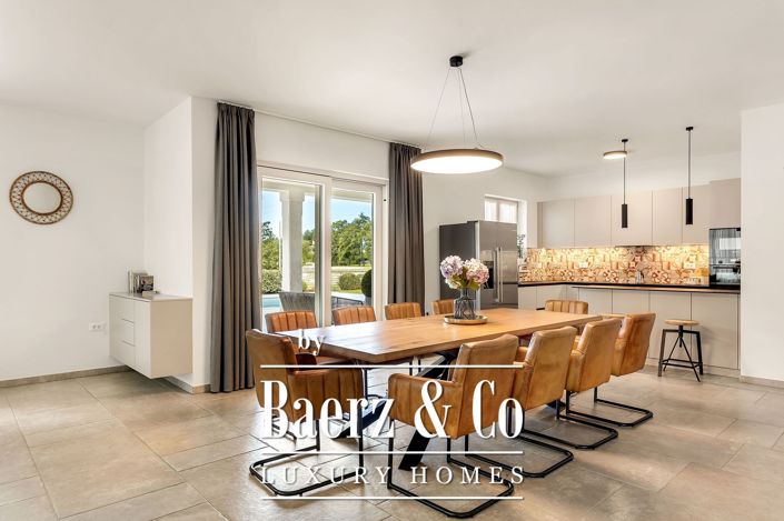 Image No.7-4 Bed Villa for sale