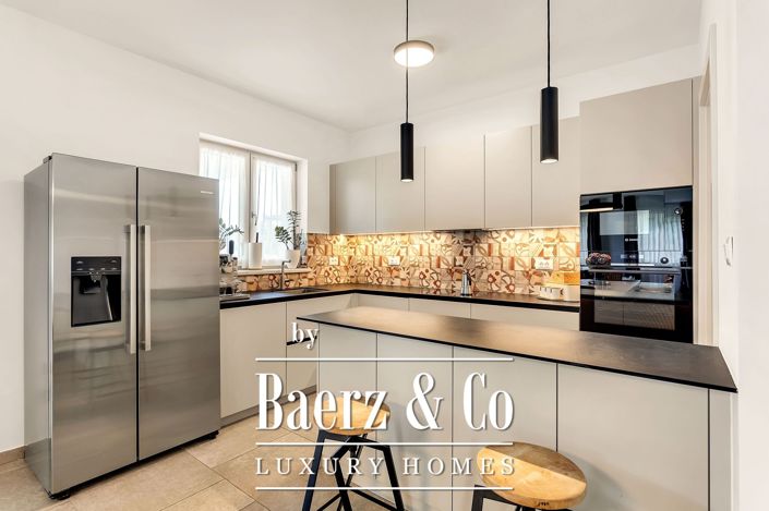 Image No.8-4 Bed Villa for sale