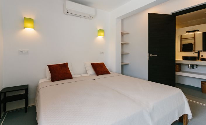 Image No.6-5 Bed Villa for sale