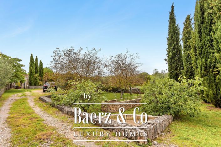 Image No.13-2 Bed House for sale