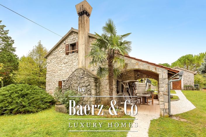 Image No.8-2 Bed House for sale