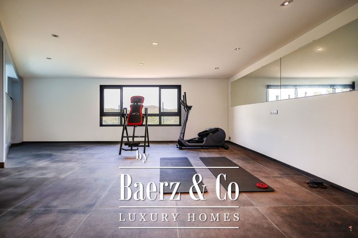 Image No.12-4 Bed Villa for sale