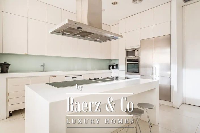 Image No.18-6 Bed Villa for sale