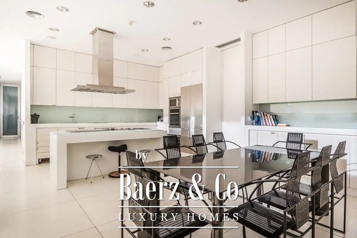 Image No.19-6 Bed Villa for sale