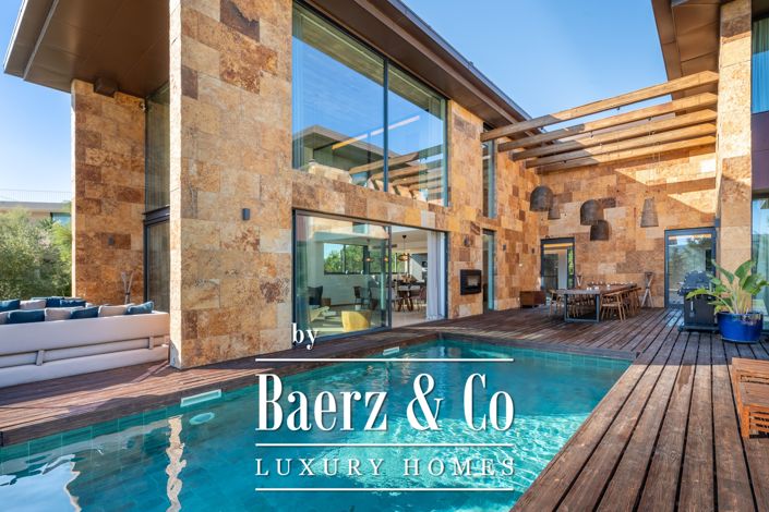 Image No.6-4 Bed House for sale