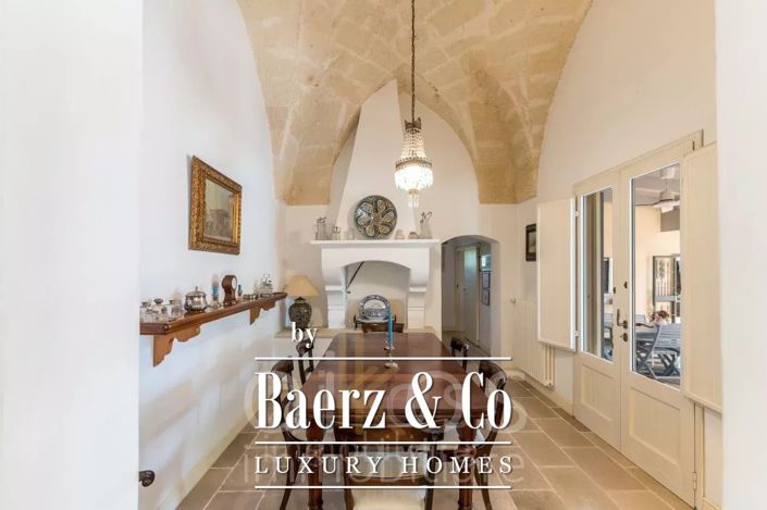 Image No.27-3 Bed Villa for sale