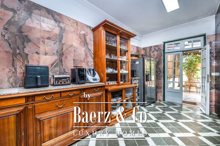 Image No.11-5 Bed House for sale