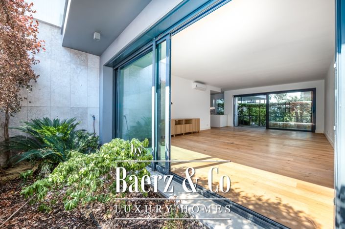 Image No.15-4 Bed Apartment for sale