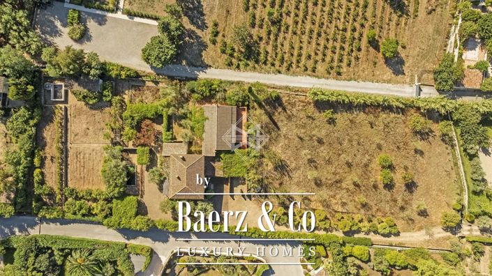 Image No.3-7 Bed Property for sale