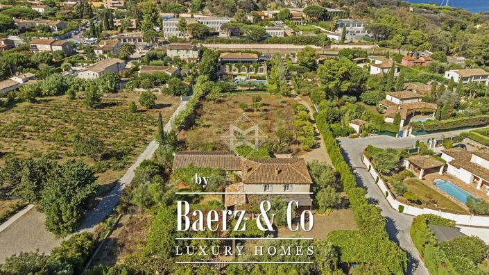 Image No.6-7 Bed Property for sale