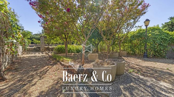 Image No.9-7 Bed Property for sale