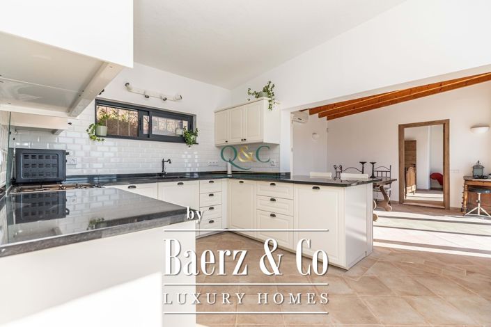 Image No.23-3 Bed Villa for sale