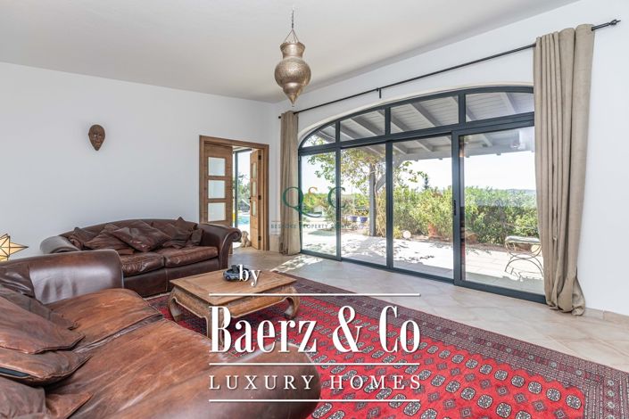 Image No.7-3 Bed Villa for sale